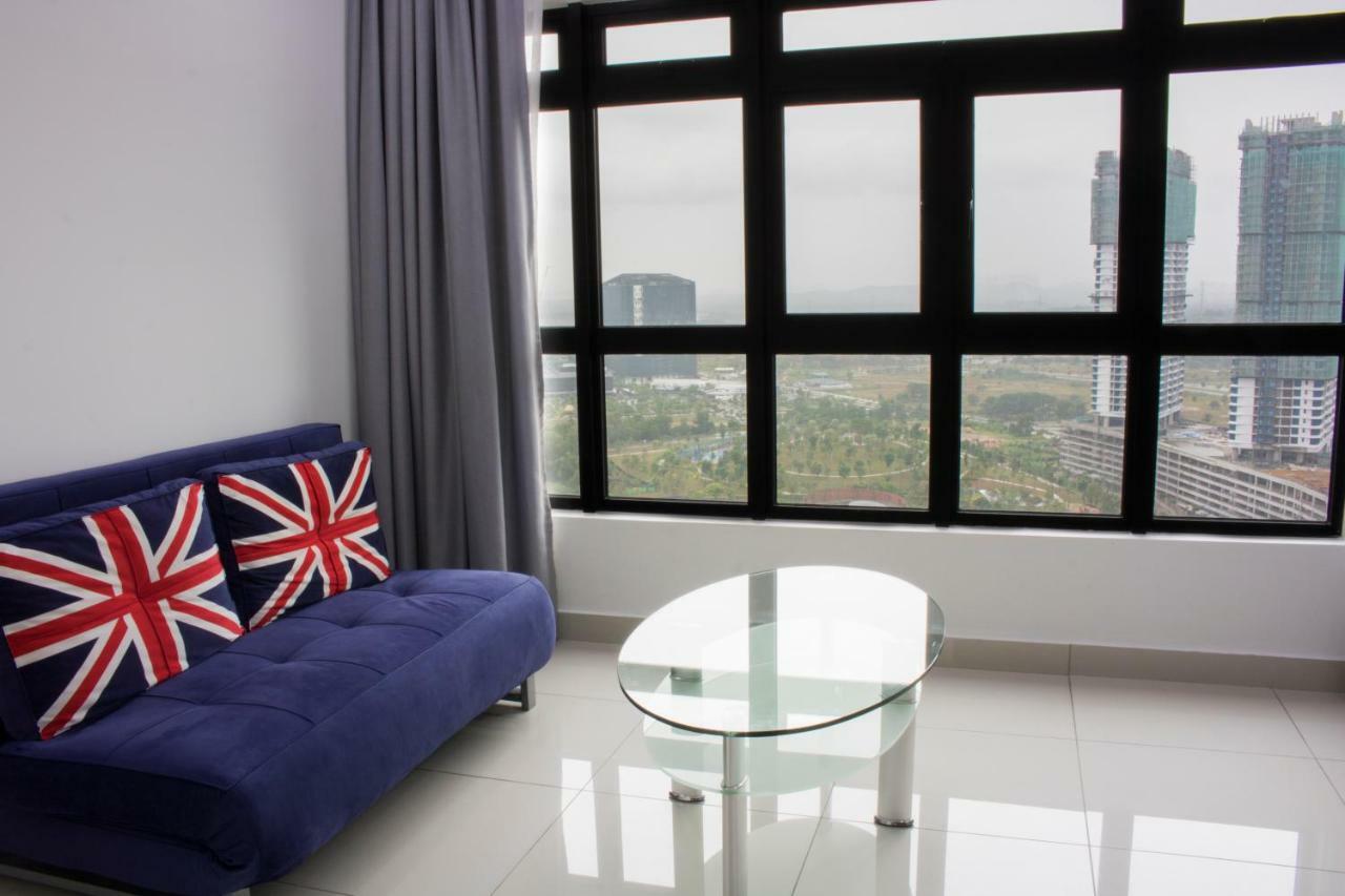 Ashton Meridin Suites Nusajaya  Exterior photo